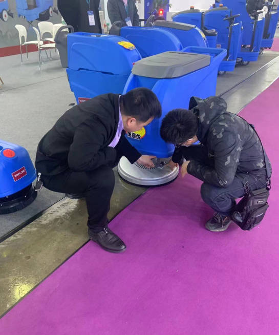 松江小型电动洗地机是否适合用于环卫保洁
